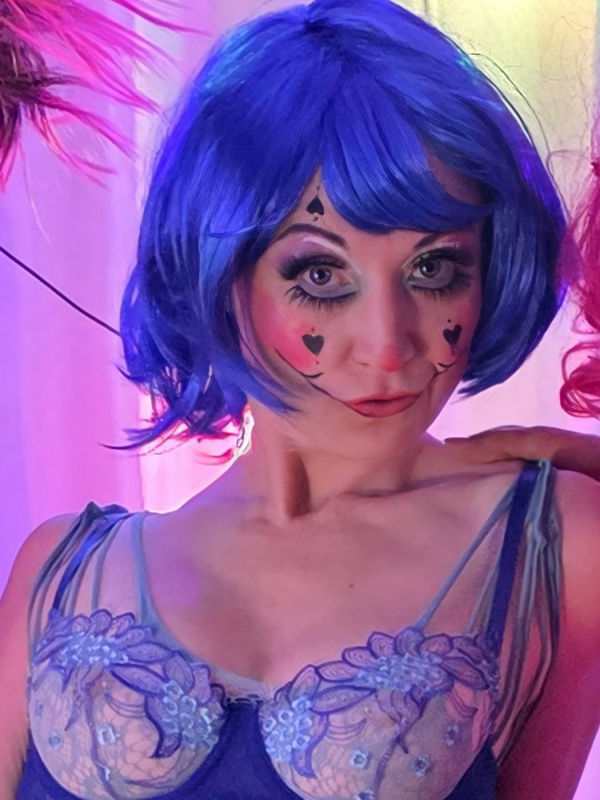 Lily Kink